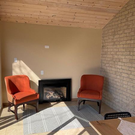 New & Cozy Niagara Getaway. 7 Mins From The Falls Exterior photo