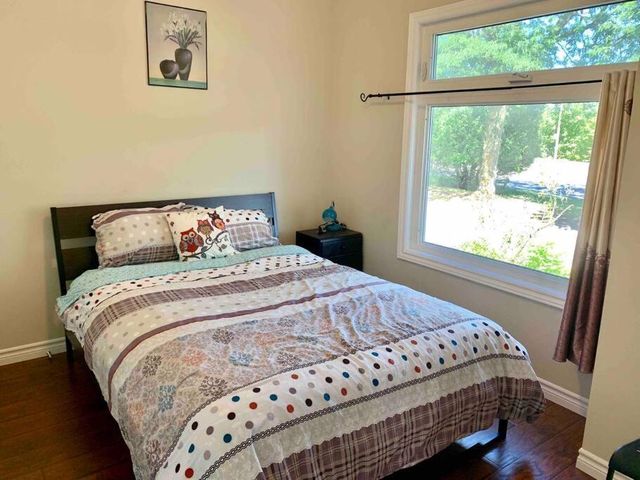 New & Cozy Niagara Getaway. 7 Mins From The Falls Exterior photo